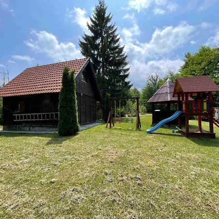 Vikendica Na Sokolini *