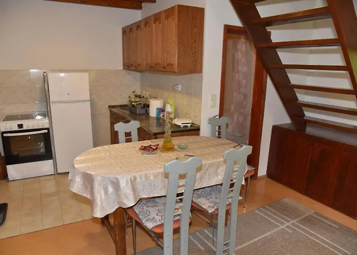 Vikendica Na Sokolini Gornja Koprivna